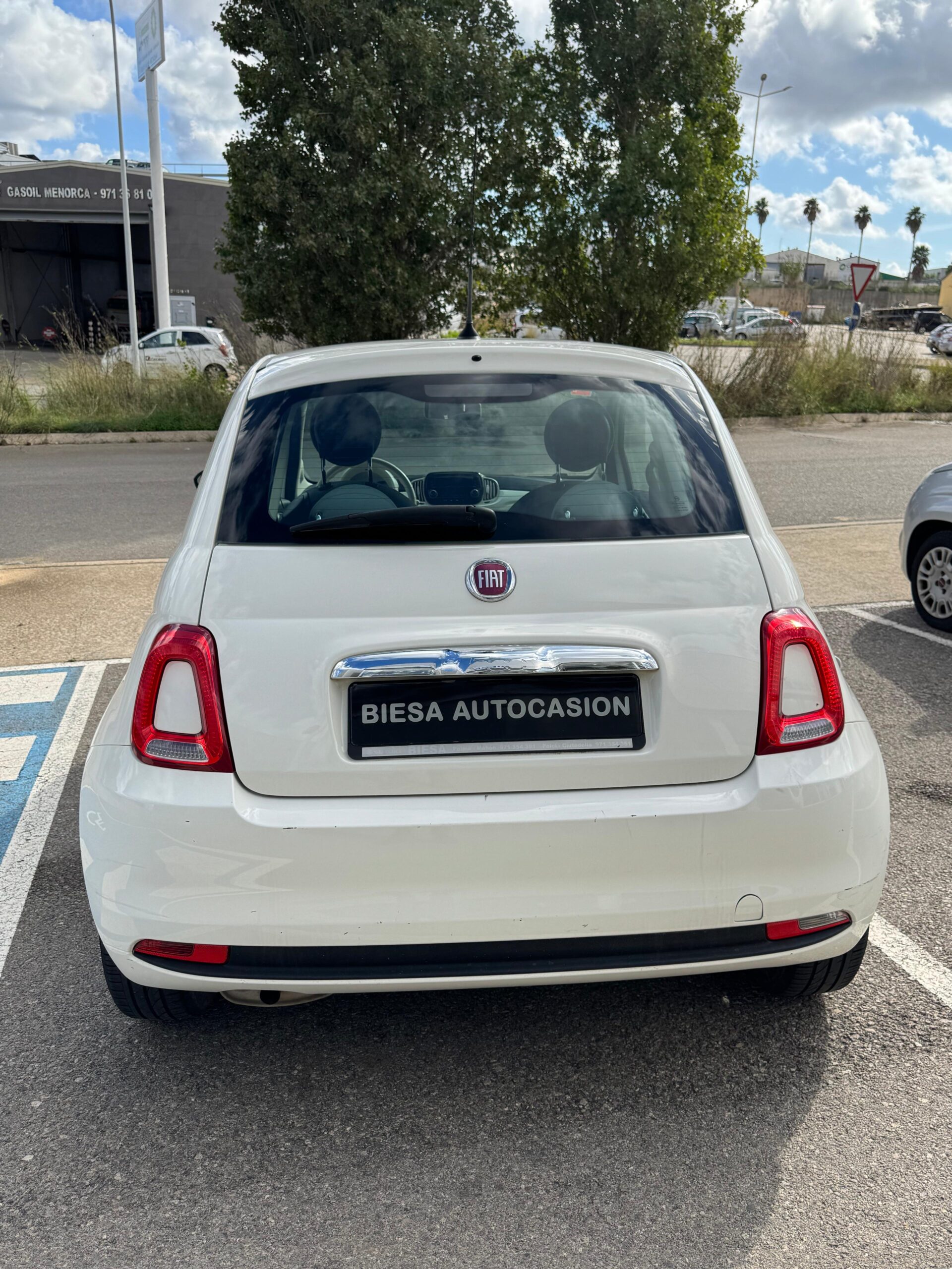 
								FIAT 500 3P full									